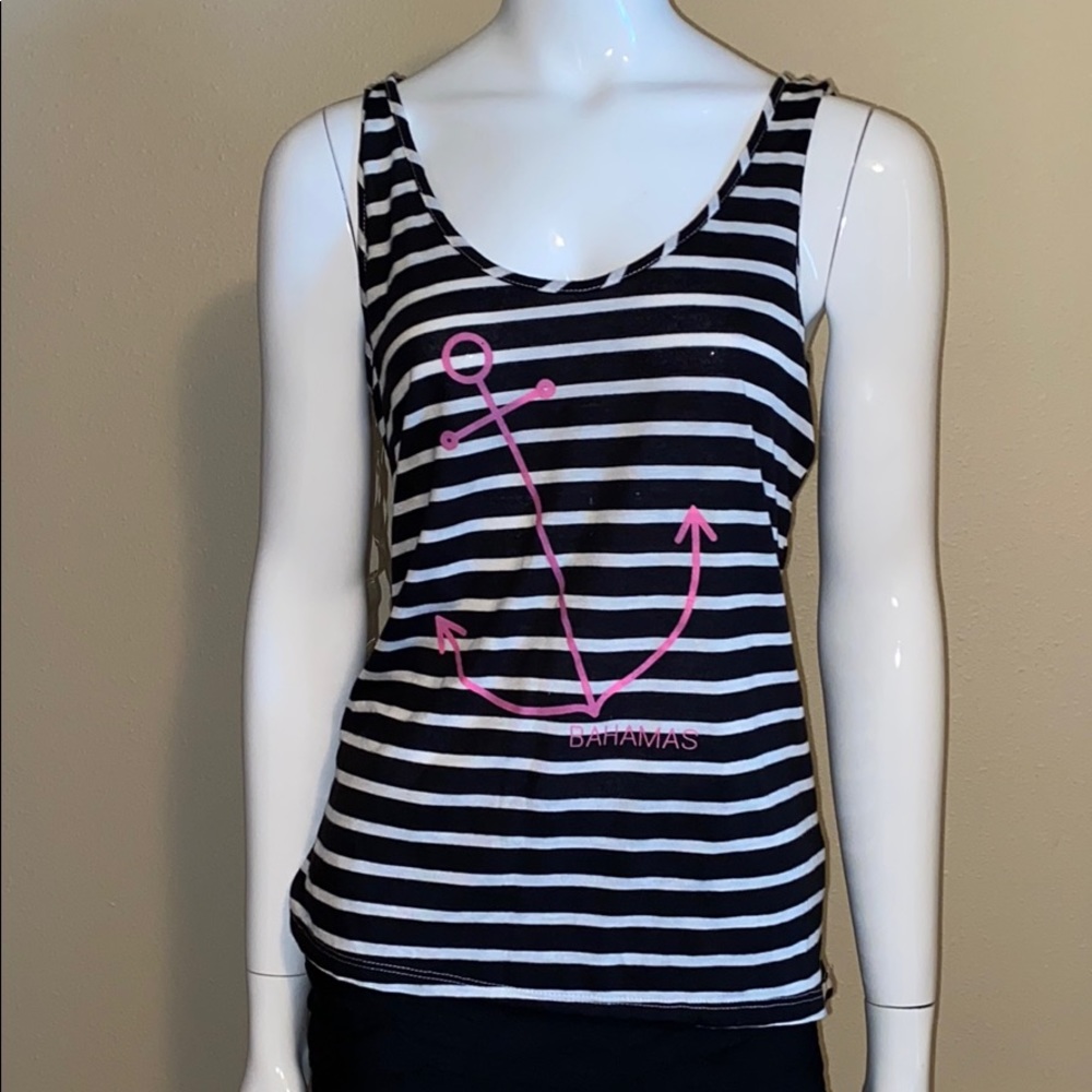 NWT, Lagaci women top size M
